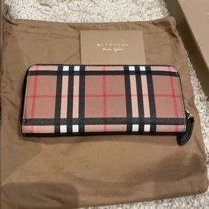 Authentic Burberry zip wallet